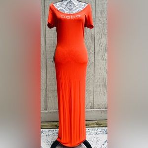 Bebe: Orange short sleeve maxi dress